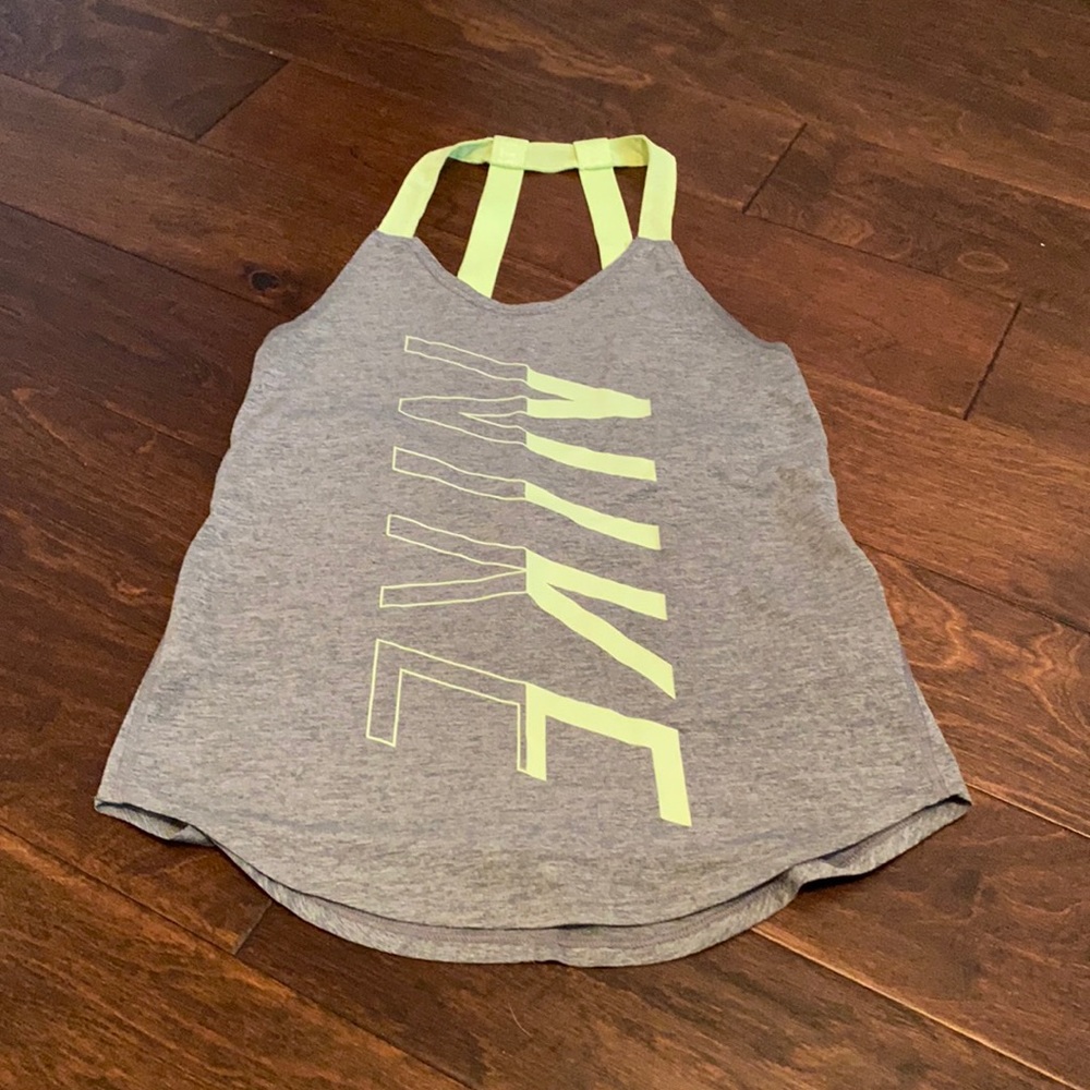 Nike tank